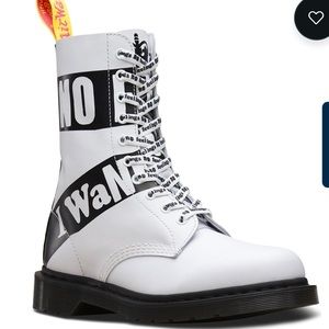 DR MARTENS X THE SEX PISTOLS WOMENS 1490 BOOTS
